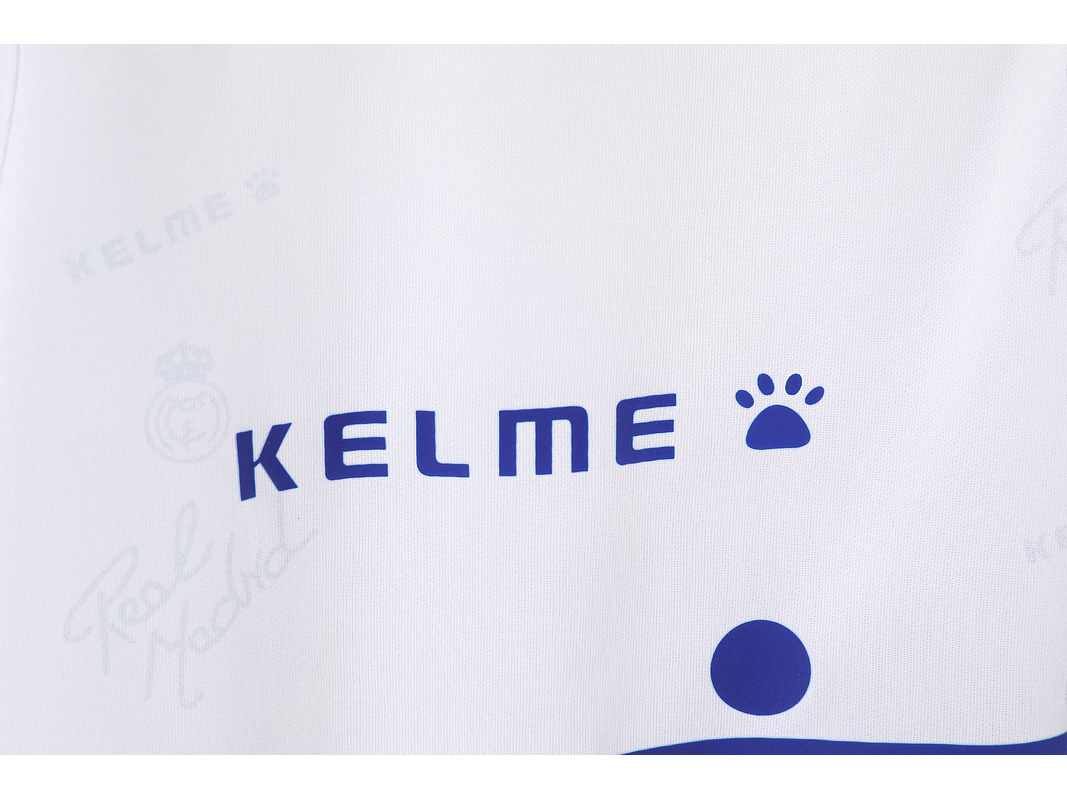 Real Madrid 1994/96 (Home Kit) 9