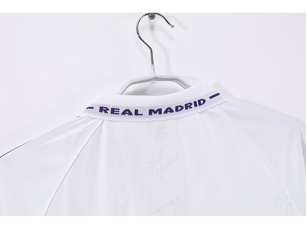 Real Madrid 1994/96 (Home Kit) 11