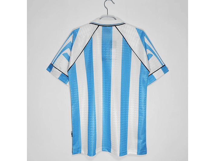 Argentina 1996/97 (Home Kit) 13