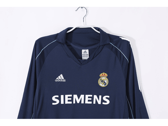 Real Madrid 2005/06 (Away Kit - Long Sleeves) 2