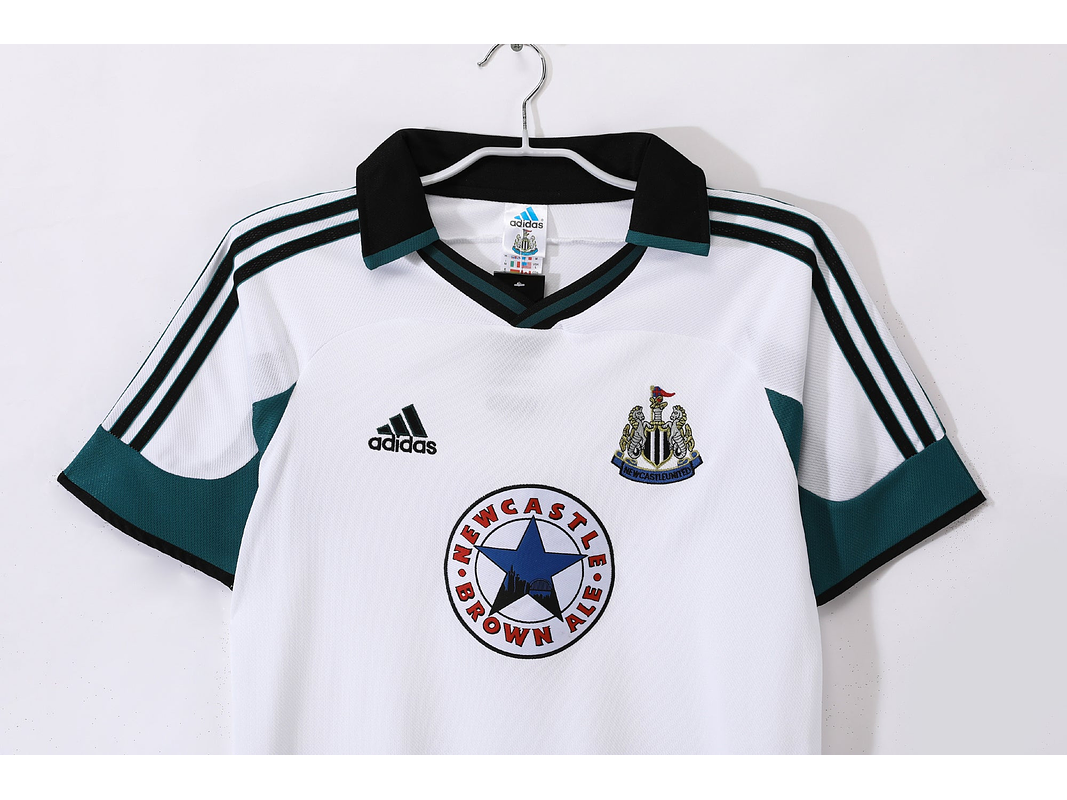 New Castle 1999/00 (Away Kit) 2