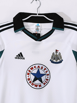 New Castle 1999/00 (Away Kit)