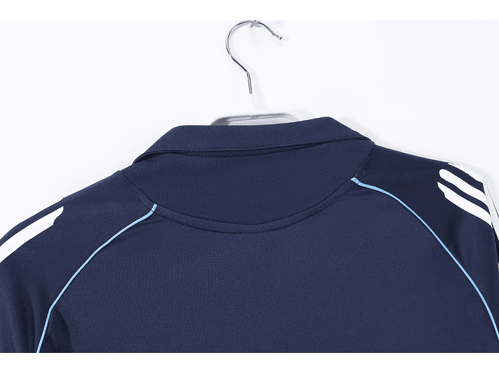 Real Madrid 2005/06 (Away Kit - Long Sleeves) 4