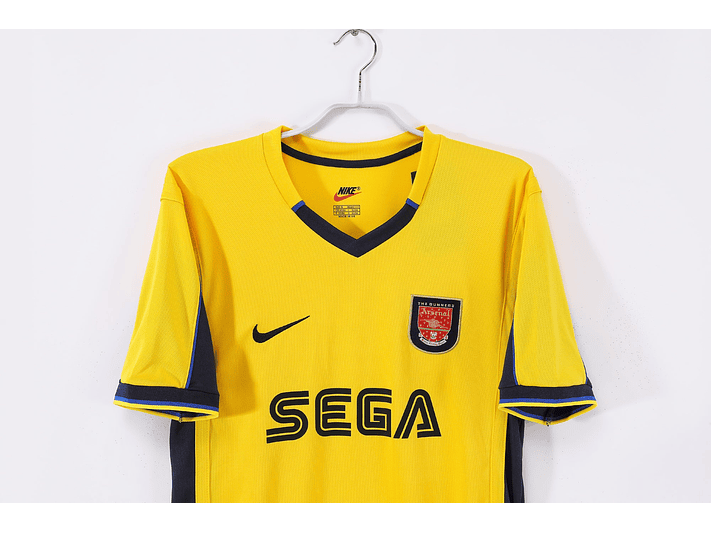 Arsenal 2000/01 (Away Kit) 11