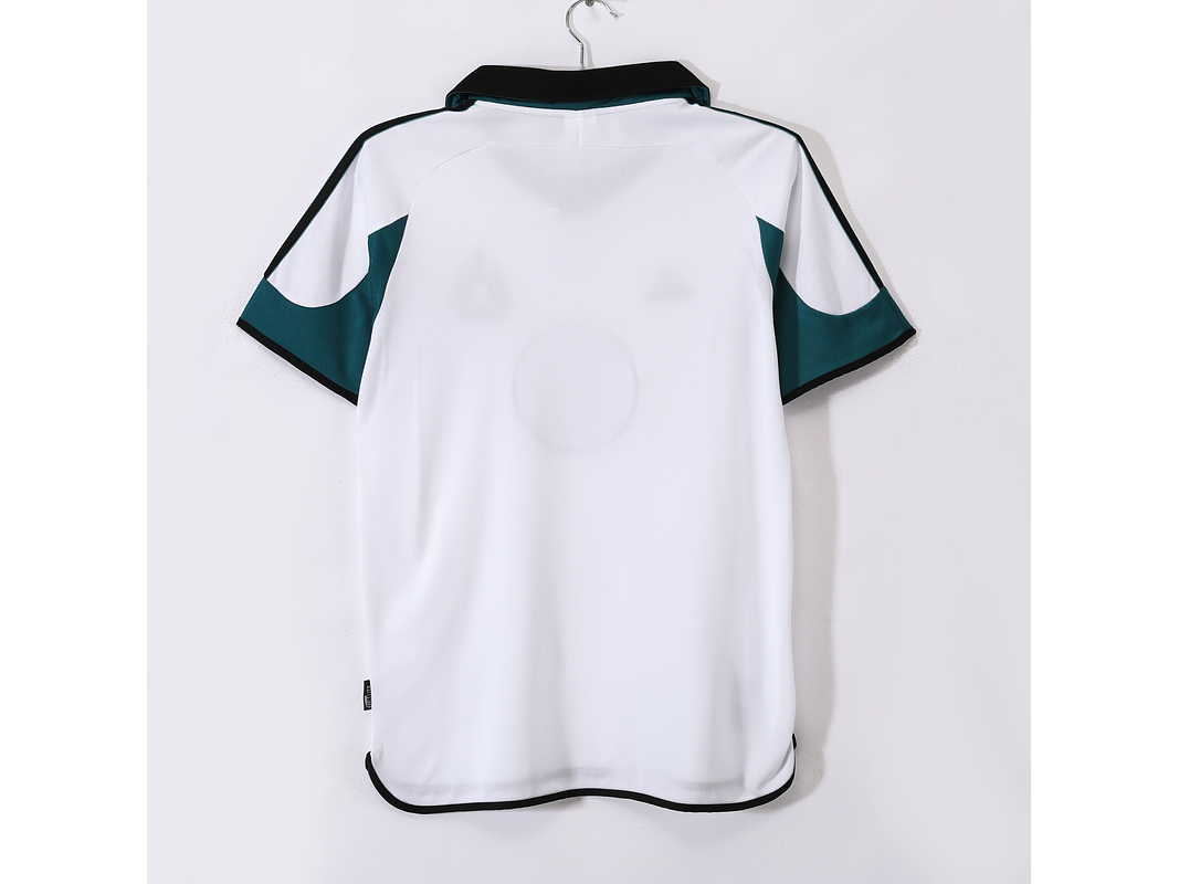 New Castle 1999/00 (Away Kit) 8