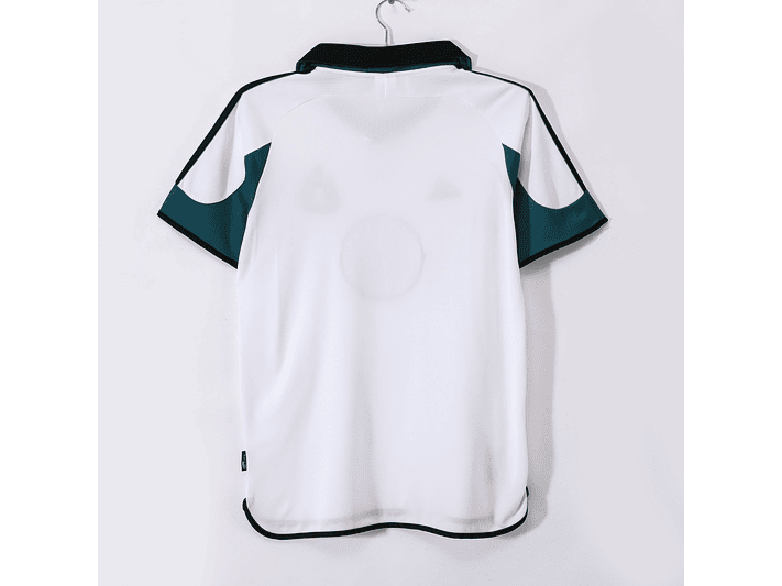 New Castle 1999/00 (Away Kit) 8