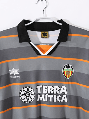Valencia 1999/00 (Third Kit)