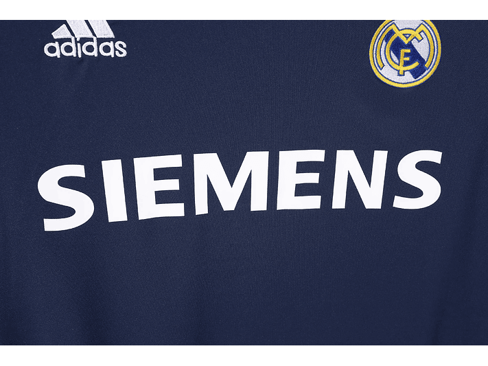 Real Madrid 2005/06 (Away Kit - Long Sleeves) 11