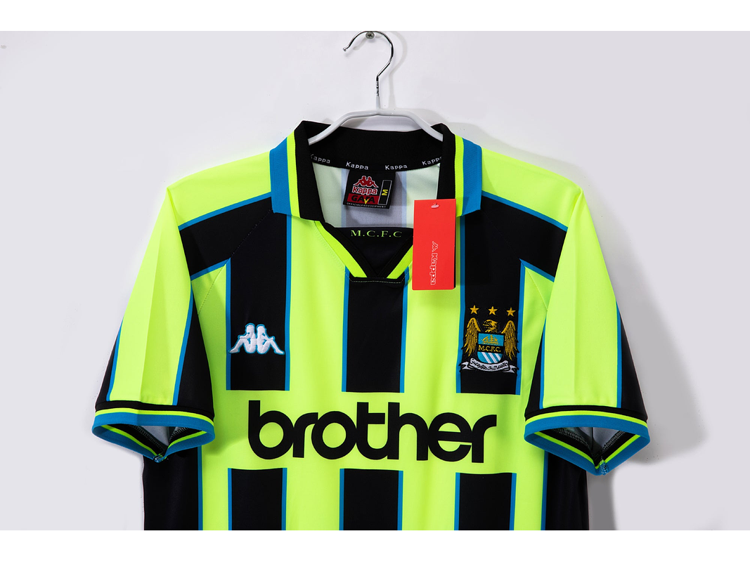 Manchester City 1998/99 (Away Kit) 5