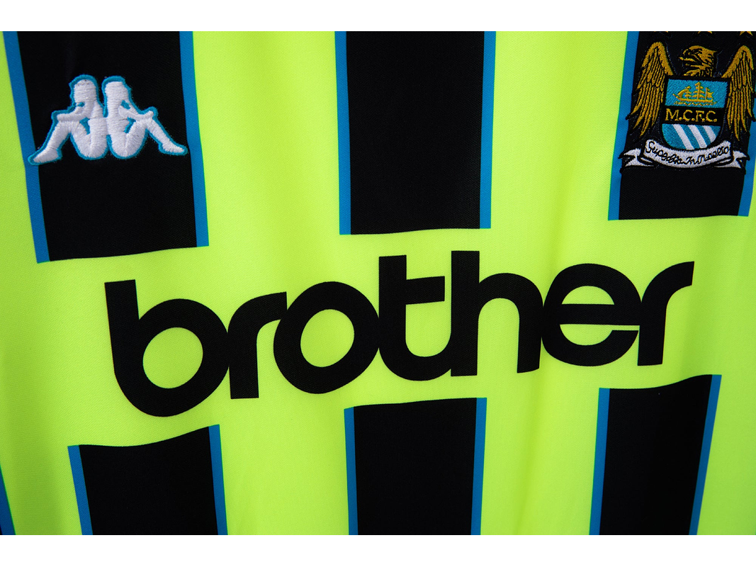 Manchester City 1998/99 (Away Kit) 7