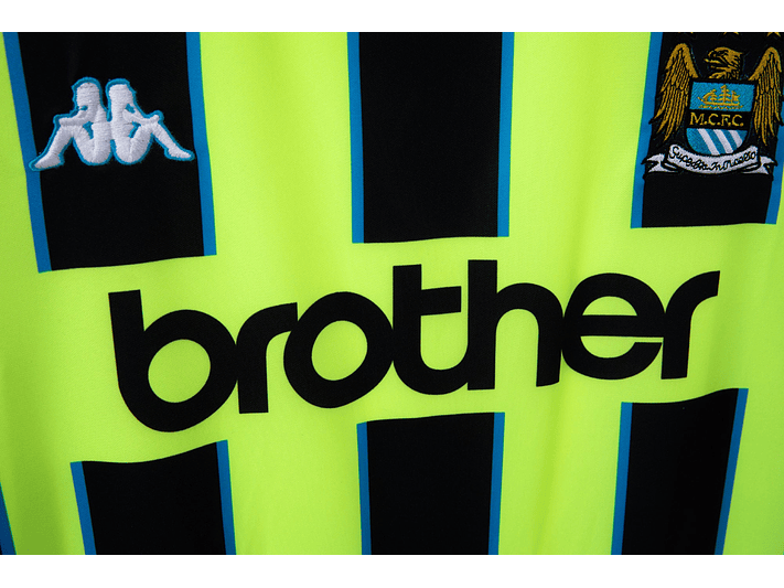 Manchester City 1998/99 (Away Kit) 7