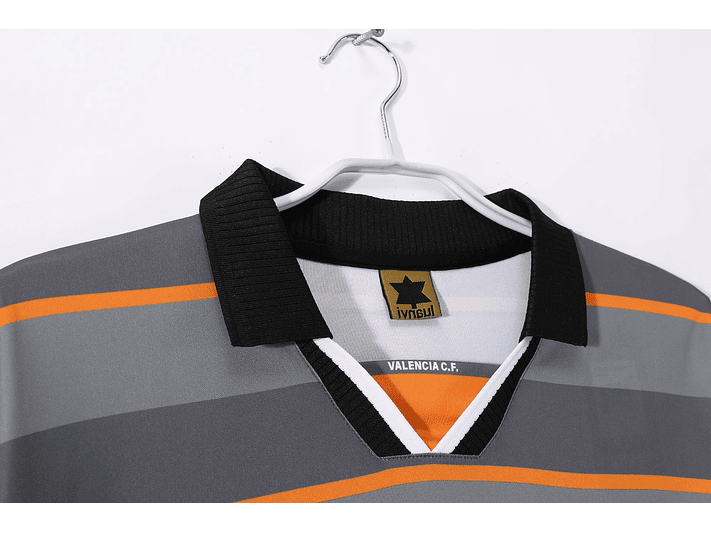 Valencia 1999/00 (Third Kit) 5