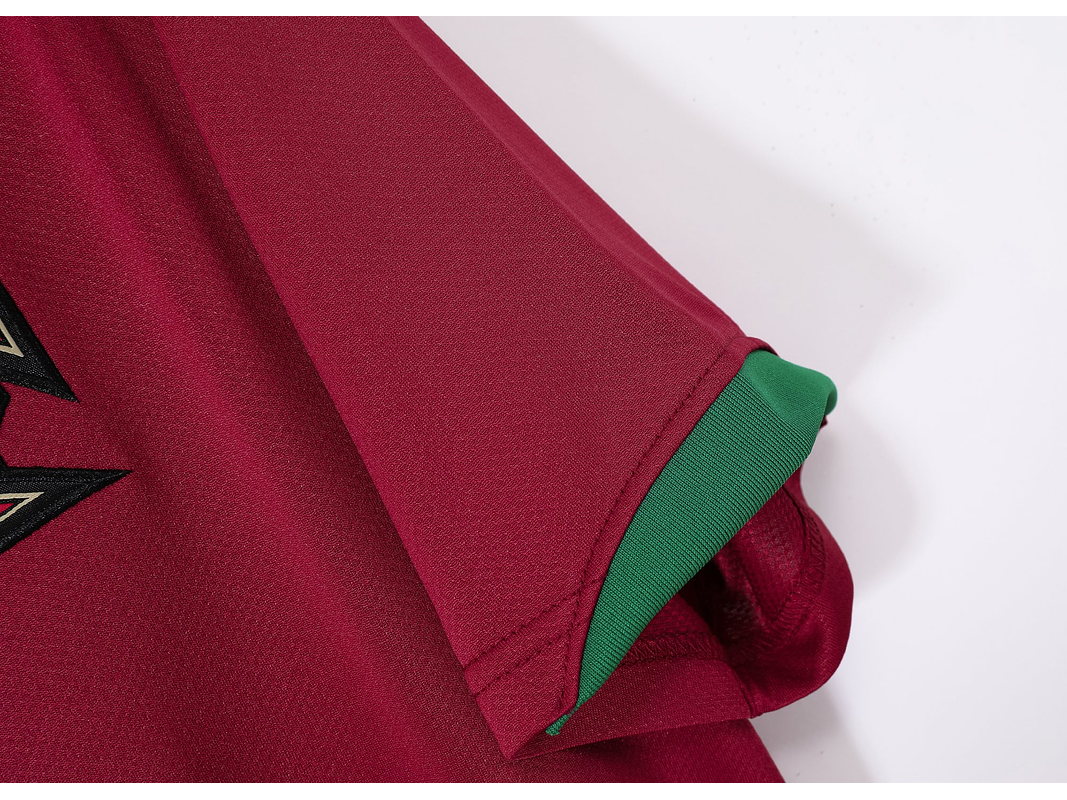 Portugal 2006 (Home Kit) 3