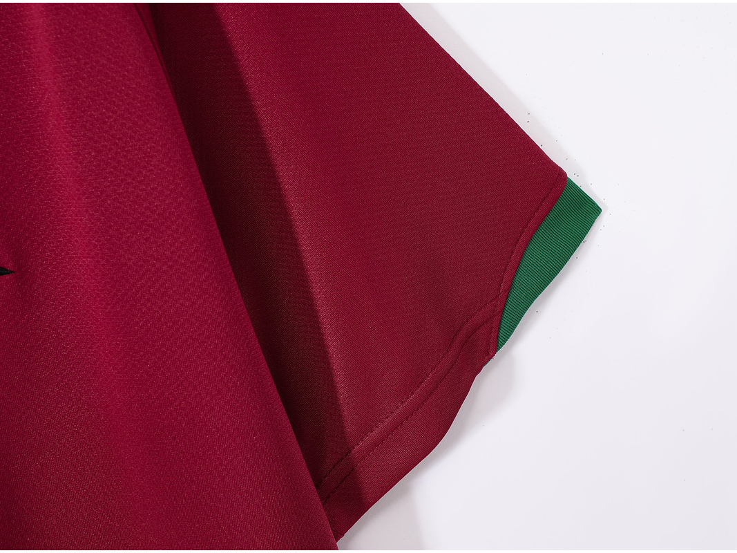 Portugal 2006 (Home Kit) 4