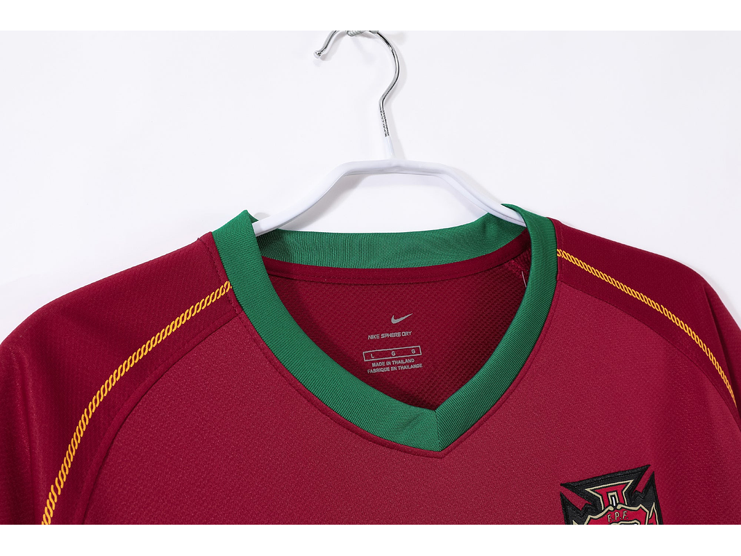 Portugal 2006 (Home Kit) 7
