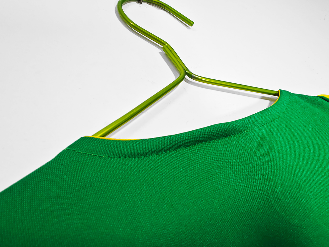 Brasil 2004 (Home Kit) 5