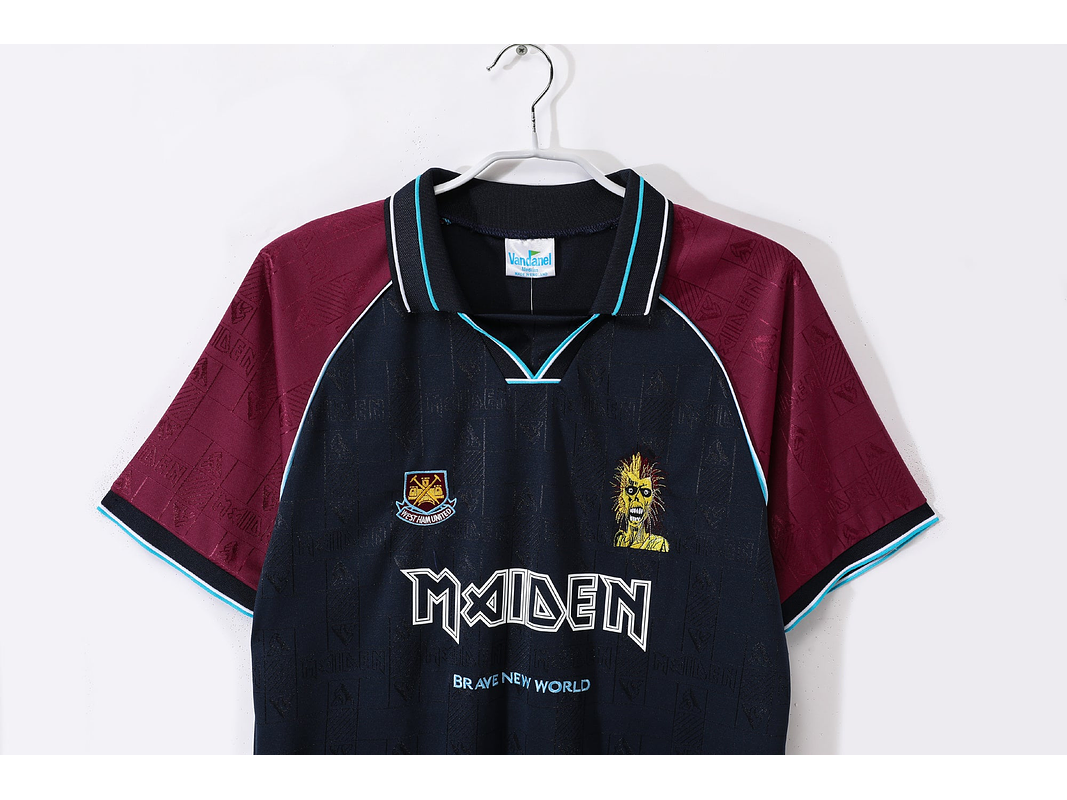West Ham 1999 (Home Kit) 2