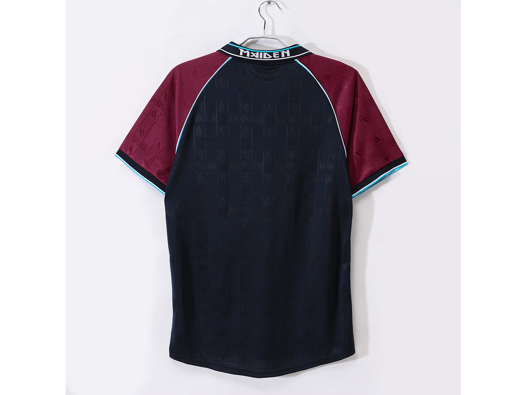 West Ham 1999 (Home Kit) 3