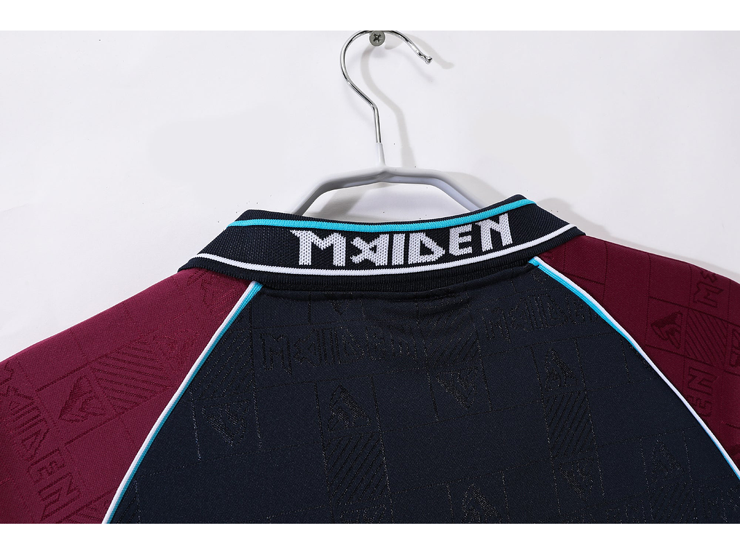 West Ham 1999 (Home Kit) 6