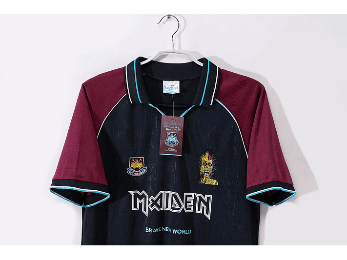 West Ham 1999 (Home Kit) 9