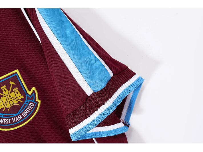 West Ham 1999/01 (Home Kit) 3