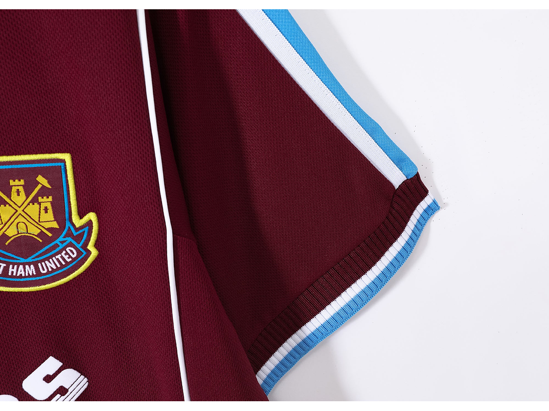 West Ham 1999/01 (Home Kit) 4