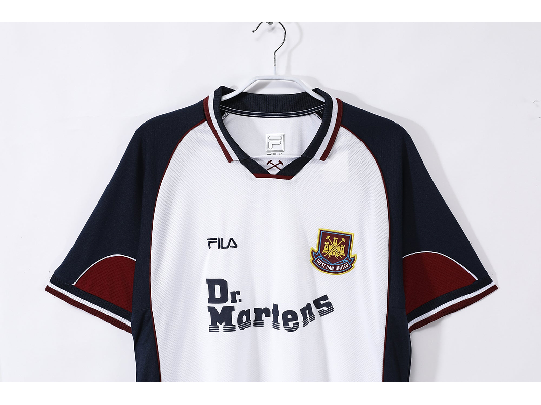 West Ham 1999/01 (Away Kit) 2