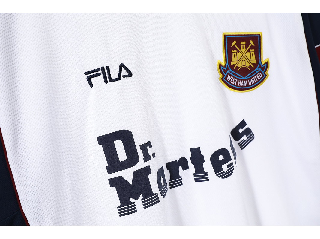 West Ham 1999/01 (Away Kit) 7