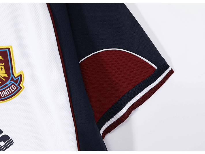 West Ham 1999/01 (Away Kit) 8
