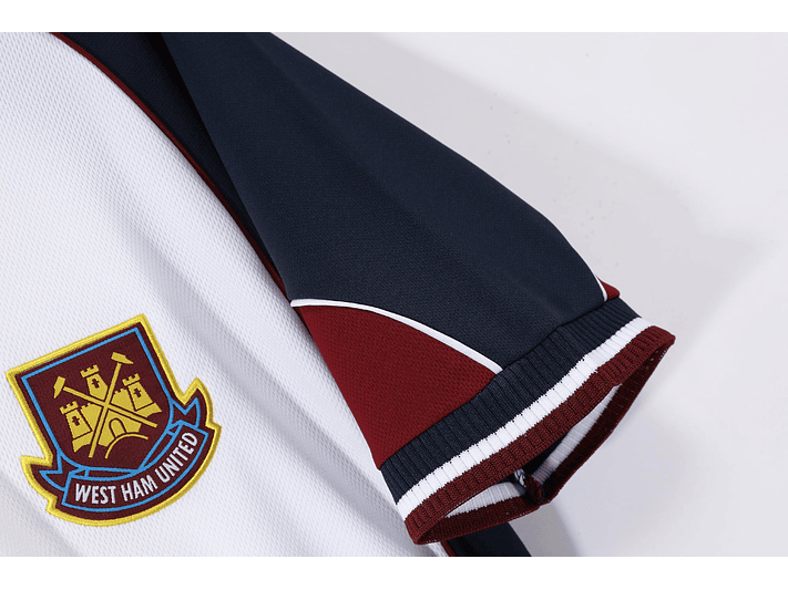 West Ham 1999/01 (Away Kit) 10