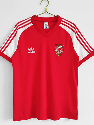 Gales 1982 (Home Kit)