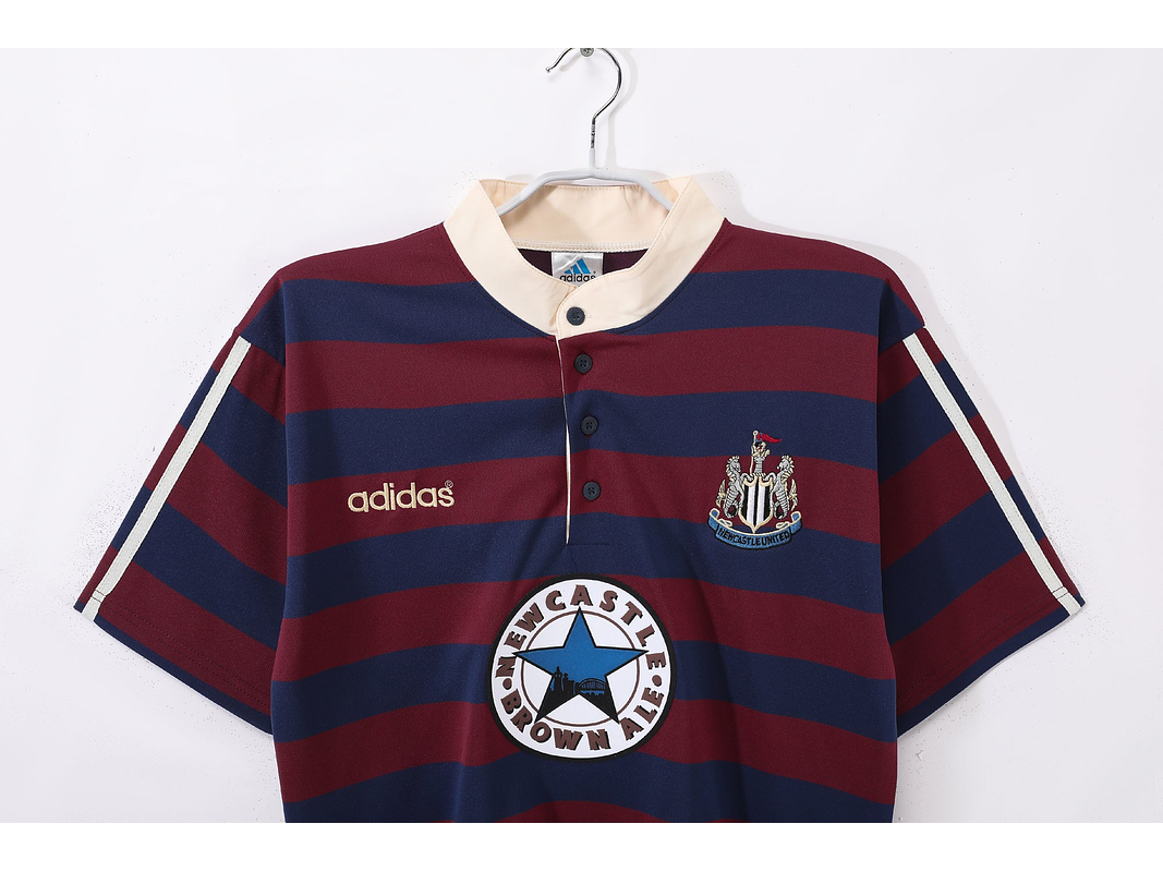 New Castle 1995/97 (Away Kit) 2