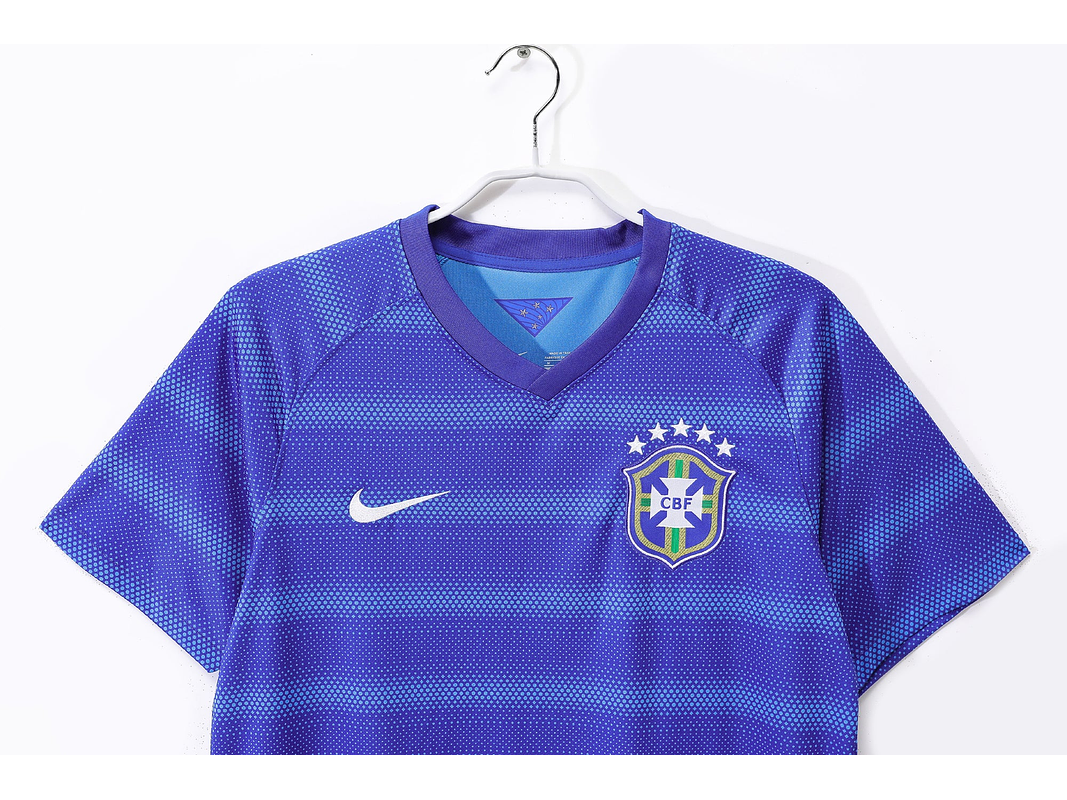 Brasil 2014 (Away Kit) 3