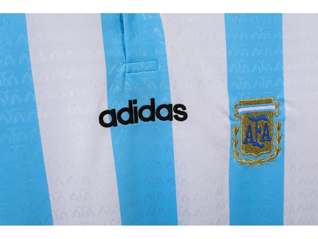 Argentina 1994 (Home Kit) 9