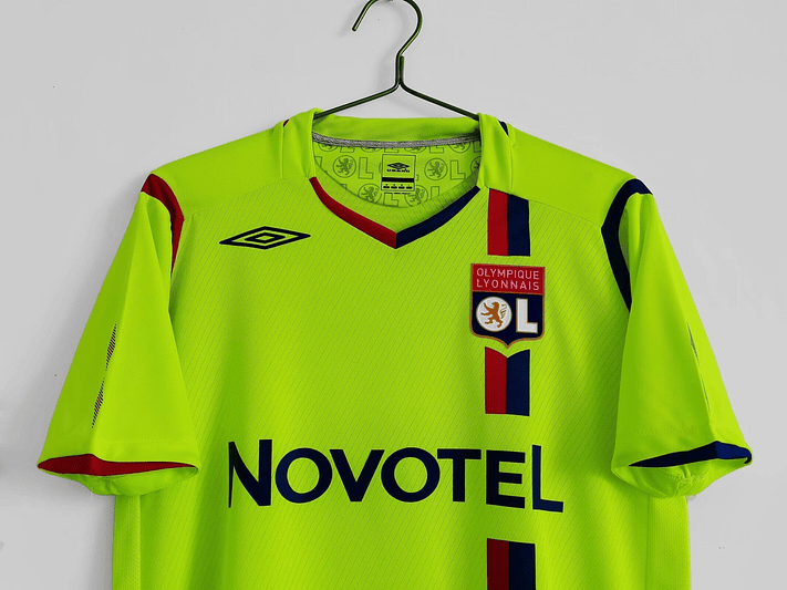 Lyon 2008/09 (Away Kit) 8