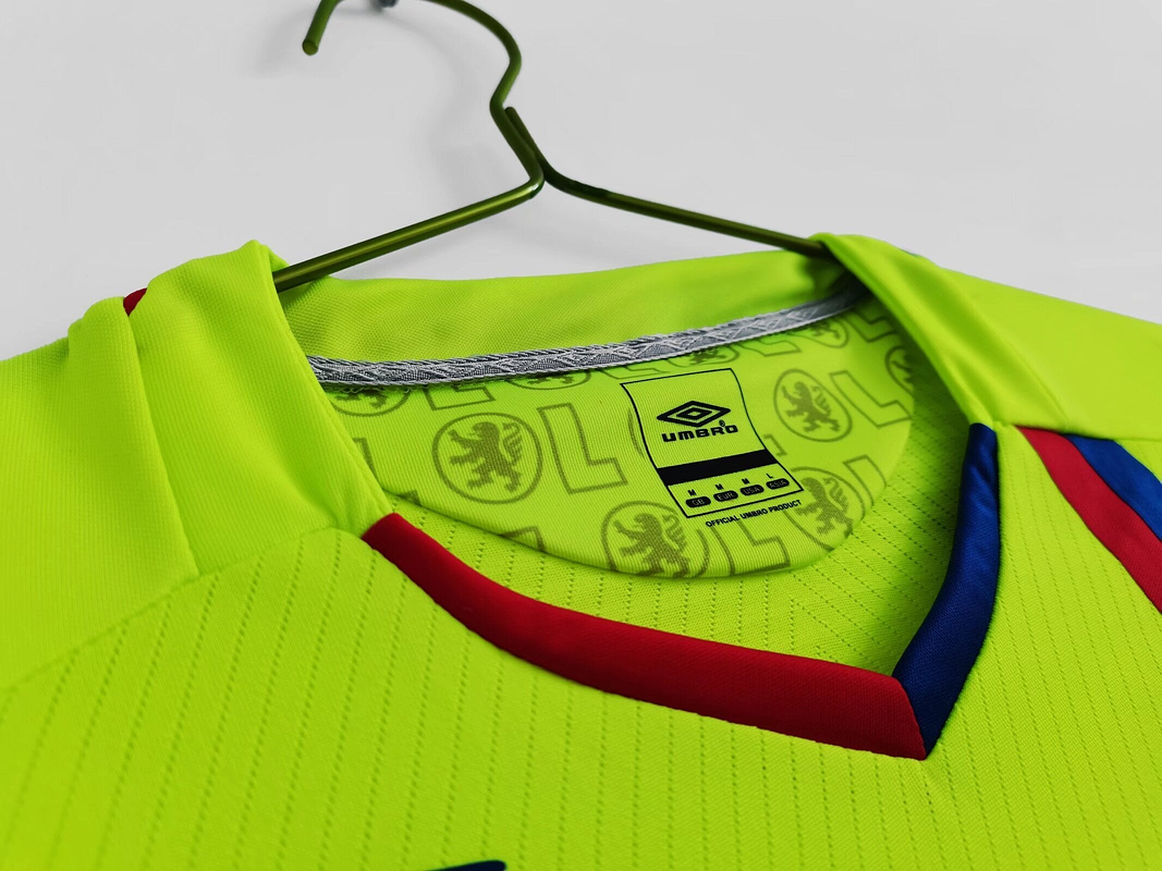 Lyon 2008/09 (Away Kit) 12