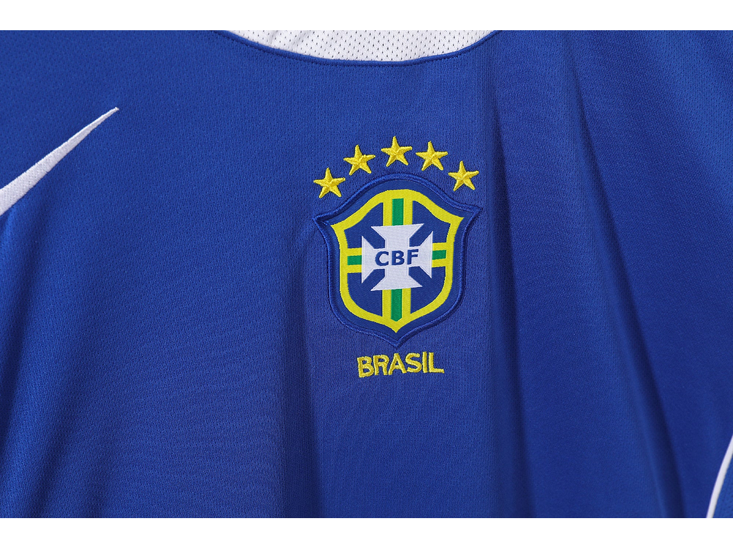 Brasil 2004 (Away Kit) 8