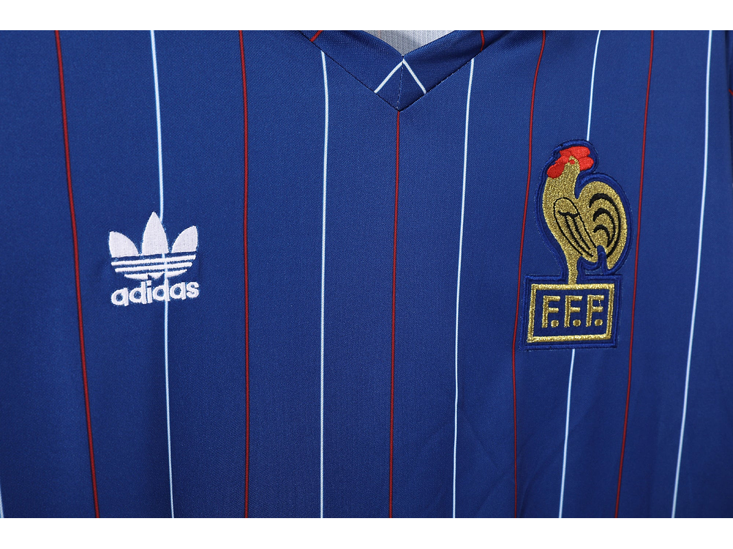 Francia 1982 (Home Kit) 3