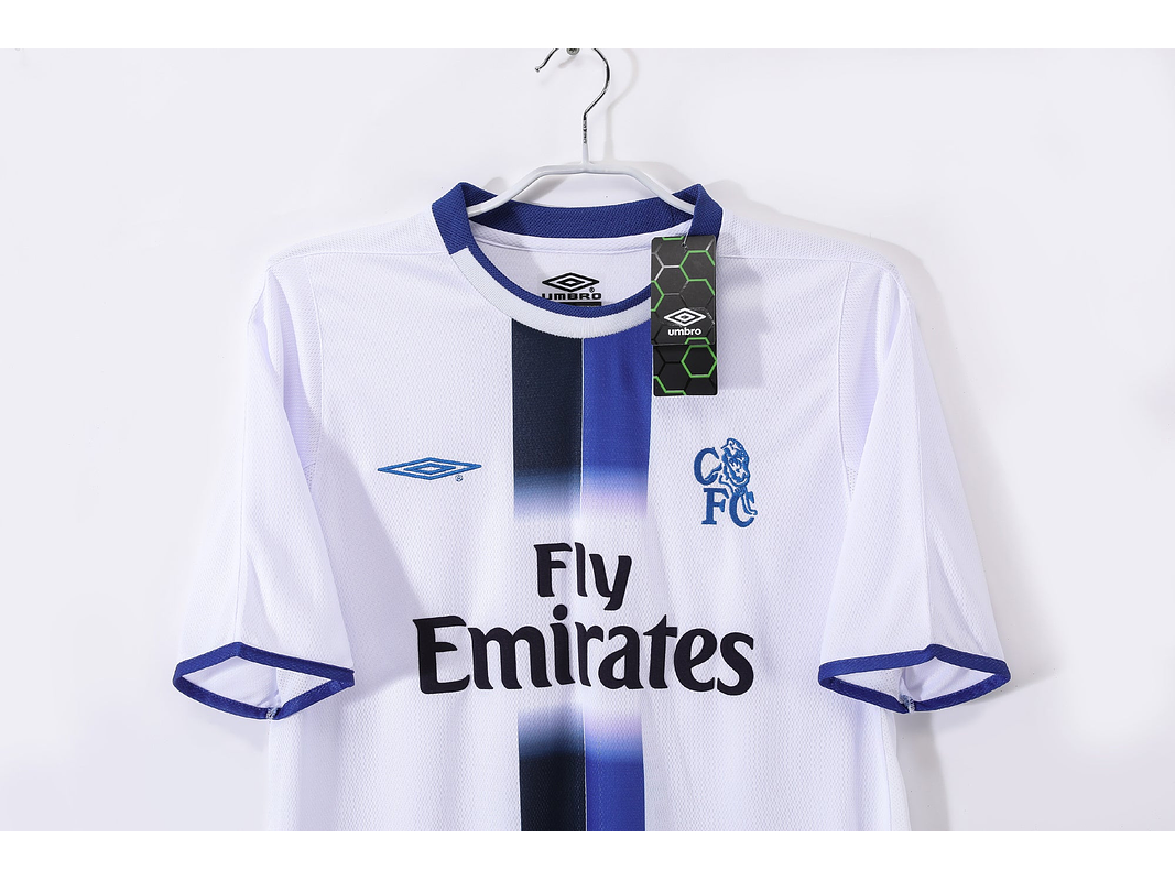 Chelsea 2003/05 (Away Kit) 7