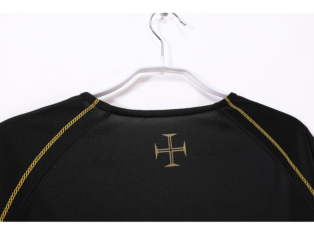 Portugal 2006 (Away Kit) 7