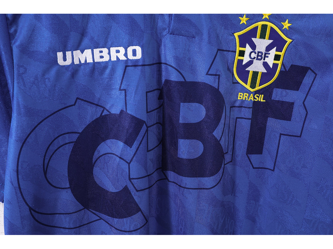 Brasil 1991/93 (Away Kit) 5