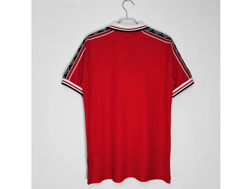 Manchester United 1998/99 (Home Kit) 7
