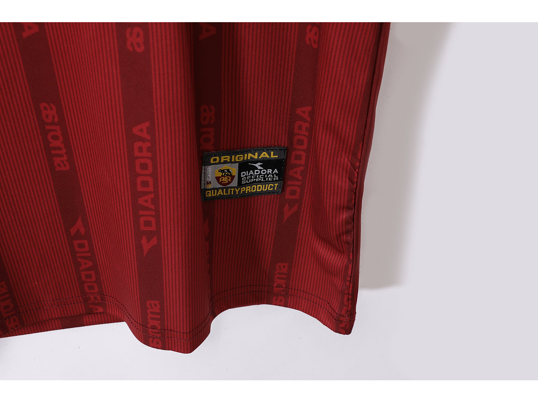 Roma 1999/00 (Home Kit) 3