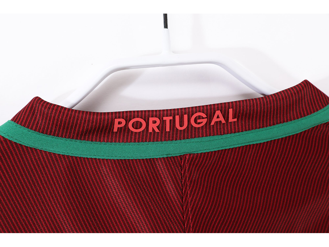 Portugal 2016 (Home Kit) 3