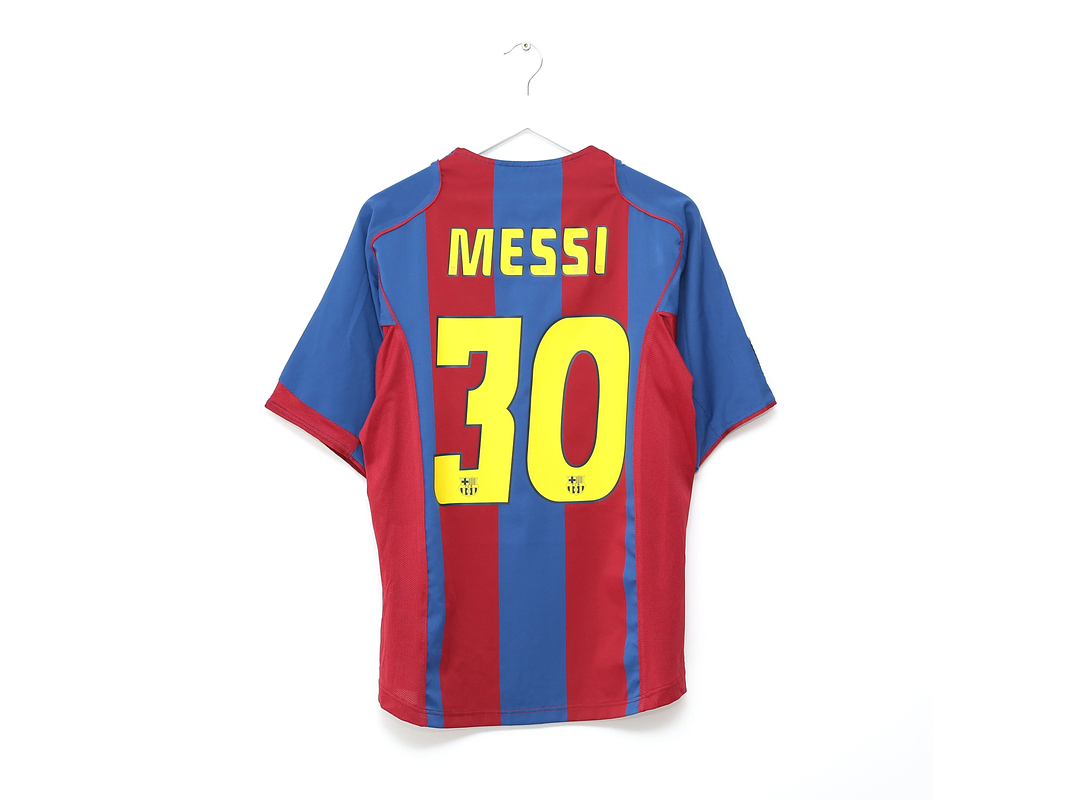 Barcelona 2004/05 (Home Kit) 1