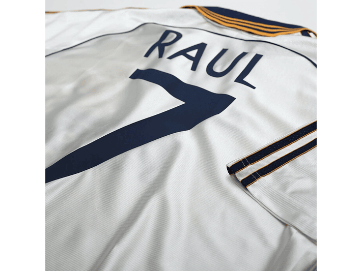 Real Madrid 1998/00 (Home Kit) 6