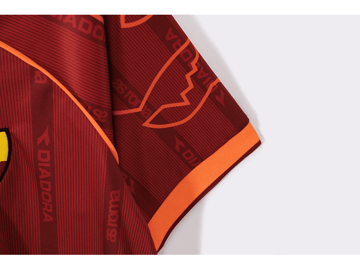 Roma 1999/00 (Home Kit) 7