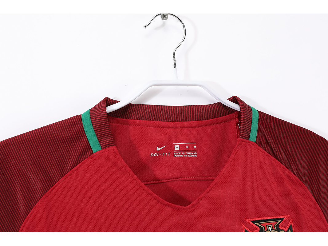 Portugal 2016 (Home Kit) 8