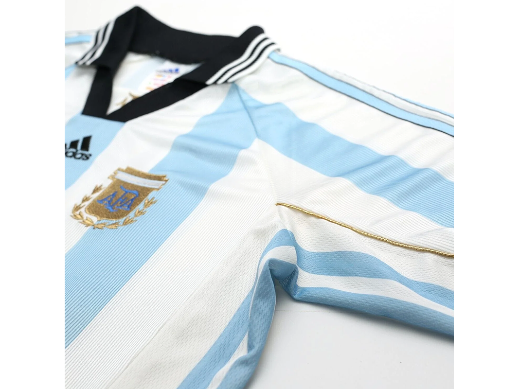 Argentina 1998/99 (Home Kit) 4