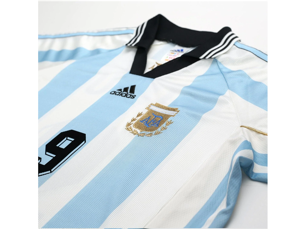 Argentina 1998/99 (Home Kit) 5